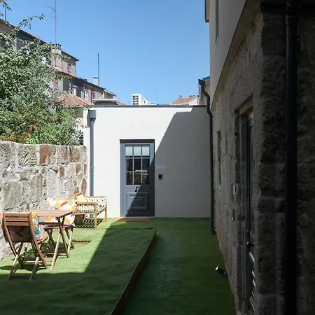 Figueiroa Four By Da'home *