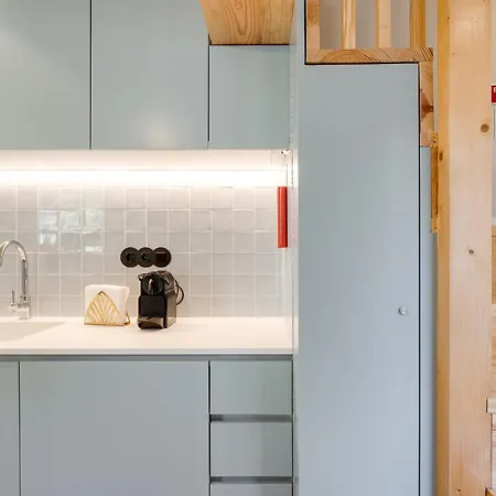 Figueiroa Four By Da'home