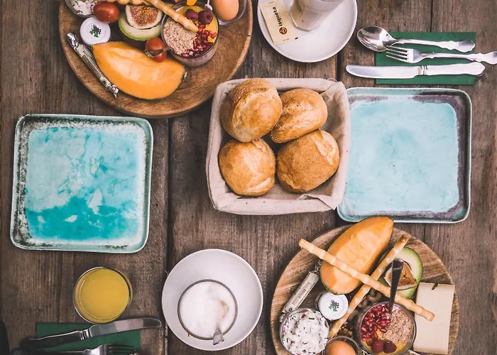 Figueiroa Four By Da'home *