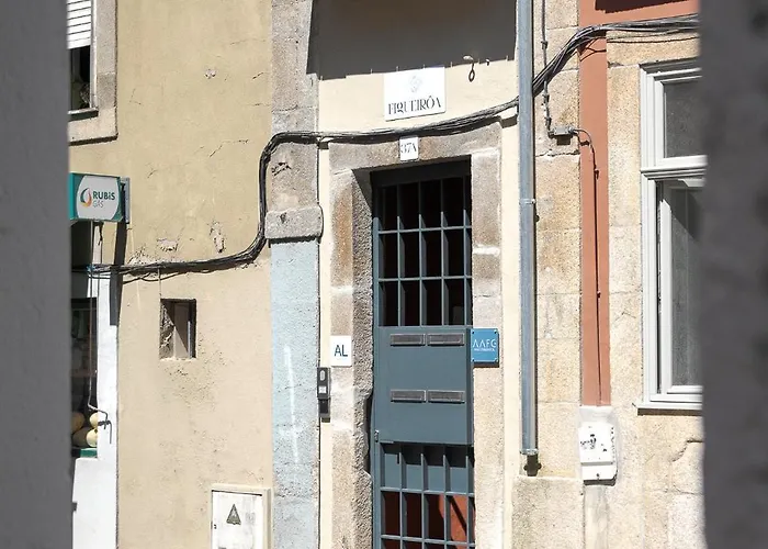 Figueiroa Four By Da'home Willa