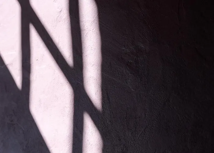 Figueiroa Four By Da'home